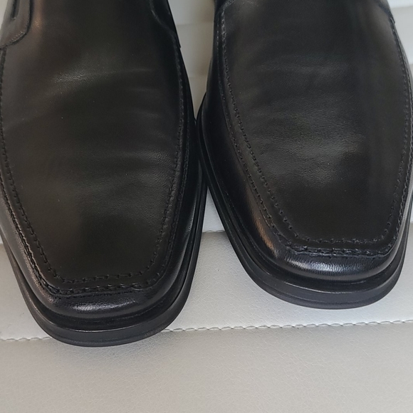 Bruno Magli Shoes main image 5
